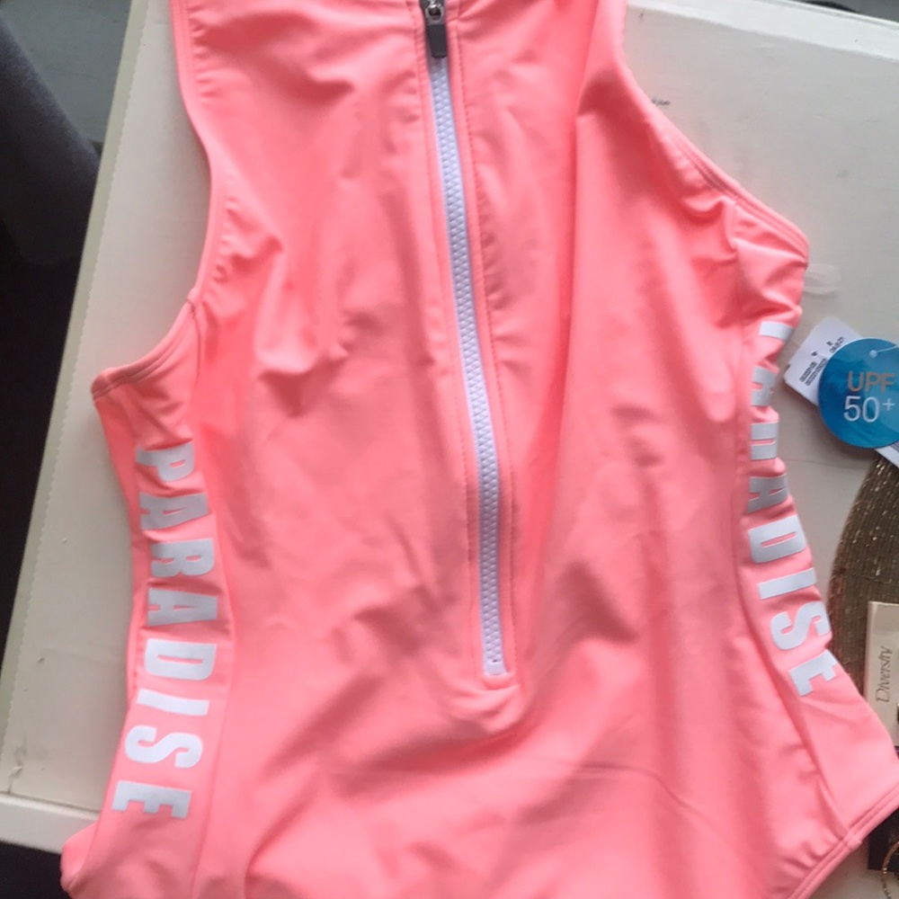 Forever 21 brand new one piece swimsuit
